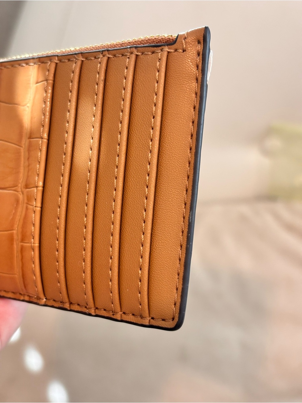 Michael Kors Croc Embossed Jet Set Travel Medium Top-Zip Card Case - Picture 7 of 11